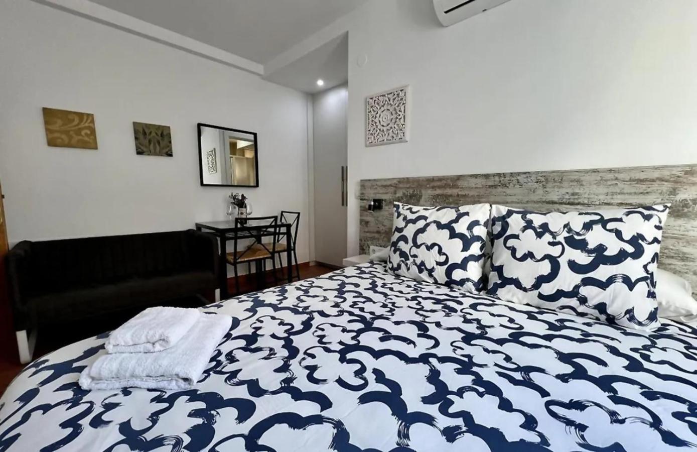 El Rincon De La Carihuela Apartman Torremolinos Kültér fotó
