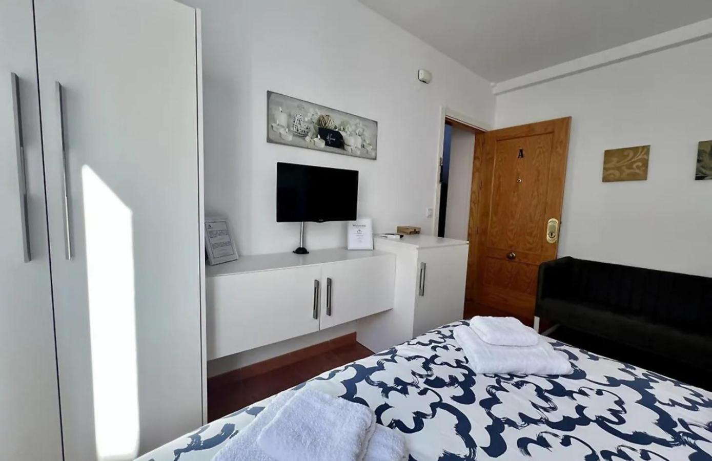 El Rincon De La Carihuela Apartman Torremolinos Kültér fotó